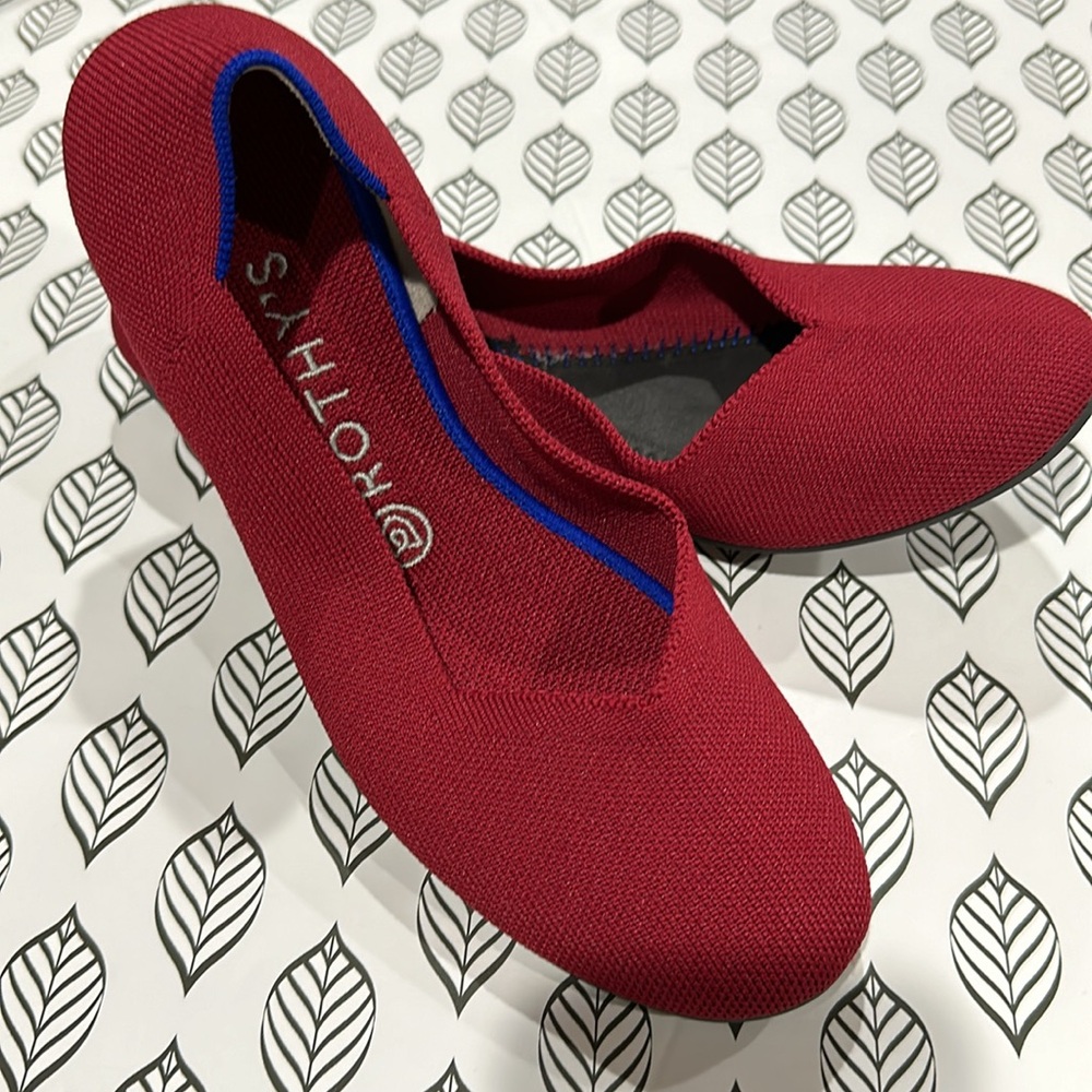 Rothy’s Round Toe Red Flats . Size 9